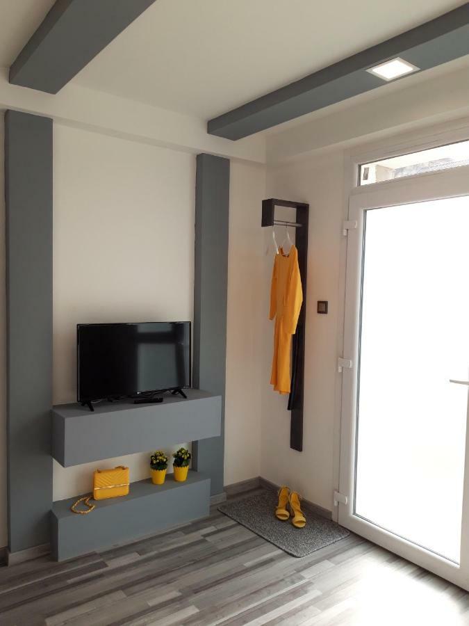 Belvarosi Apartman Szigetvar Exterior photo