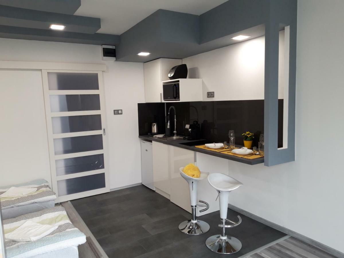Belvarosi Apartman Szigetvar Exterior photo